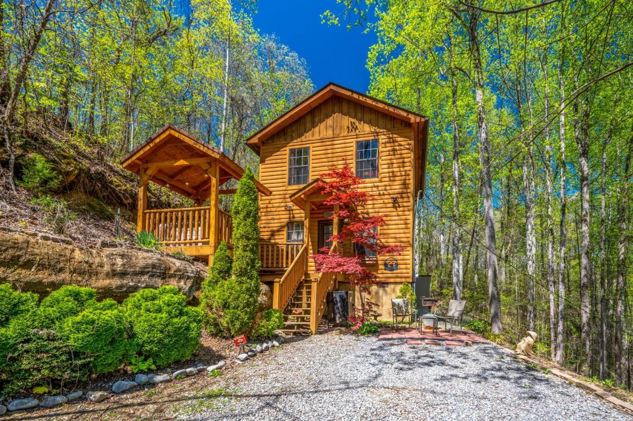 Permanent Vacation-Private Honeymoon Cabin With Hot Tub Sevierville Bagian luar foto