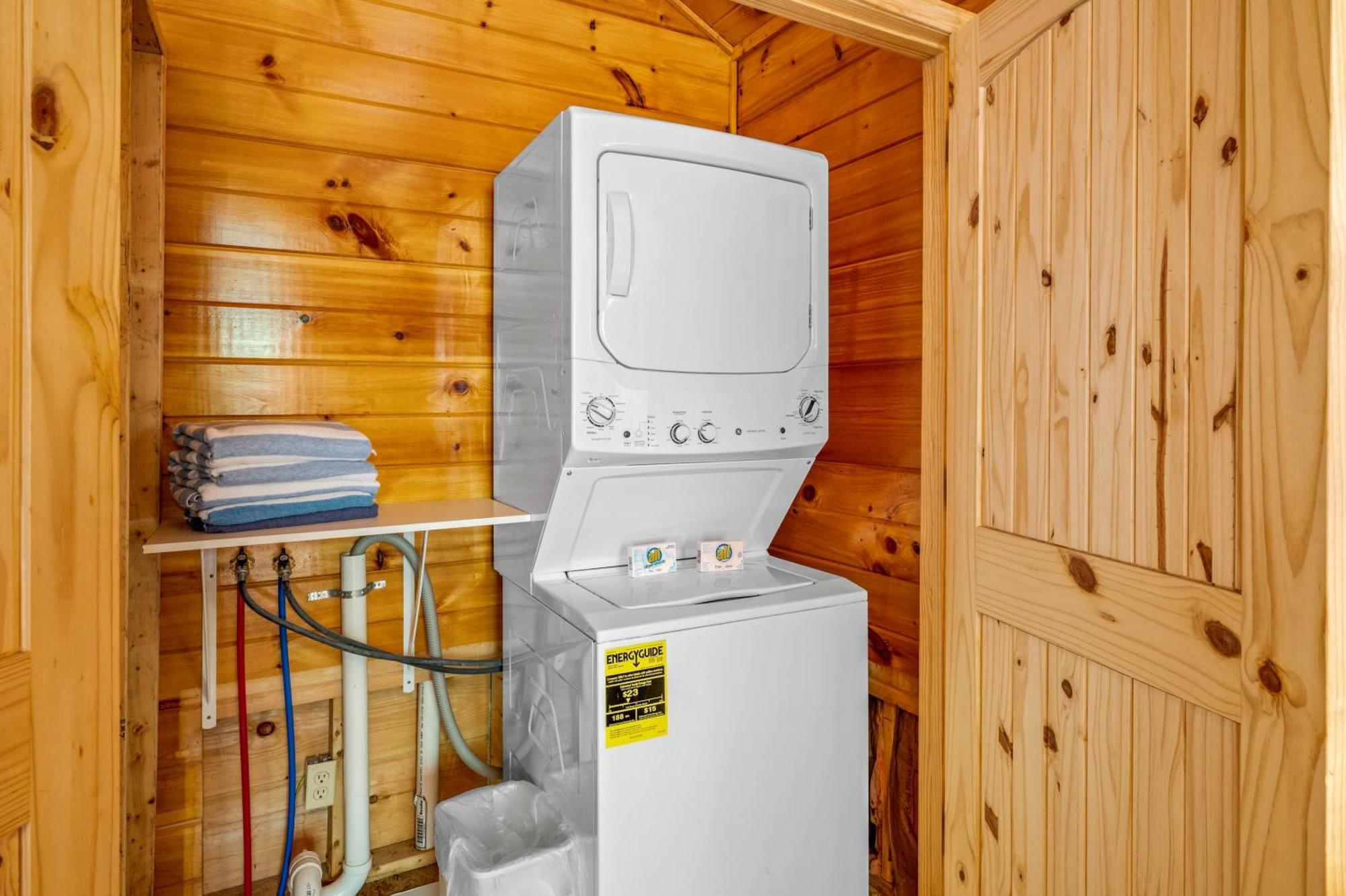 Permanent Vacation-Private Honeymoon Cabin With Hot Tub Sevierville Bagian luar foto