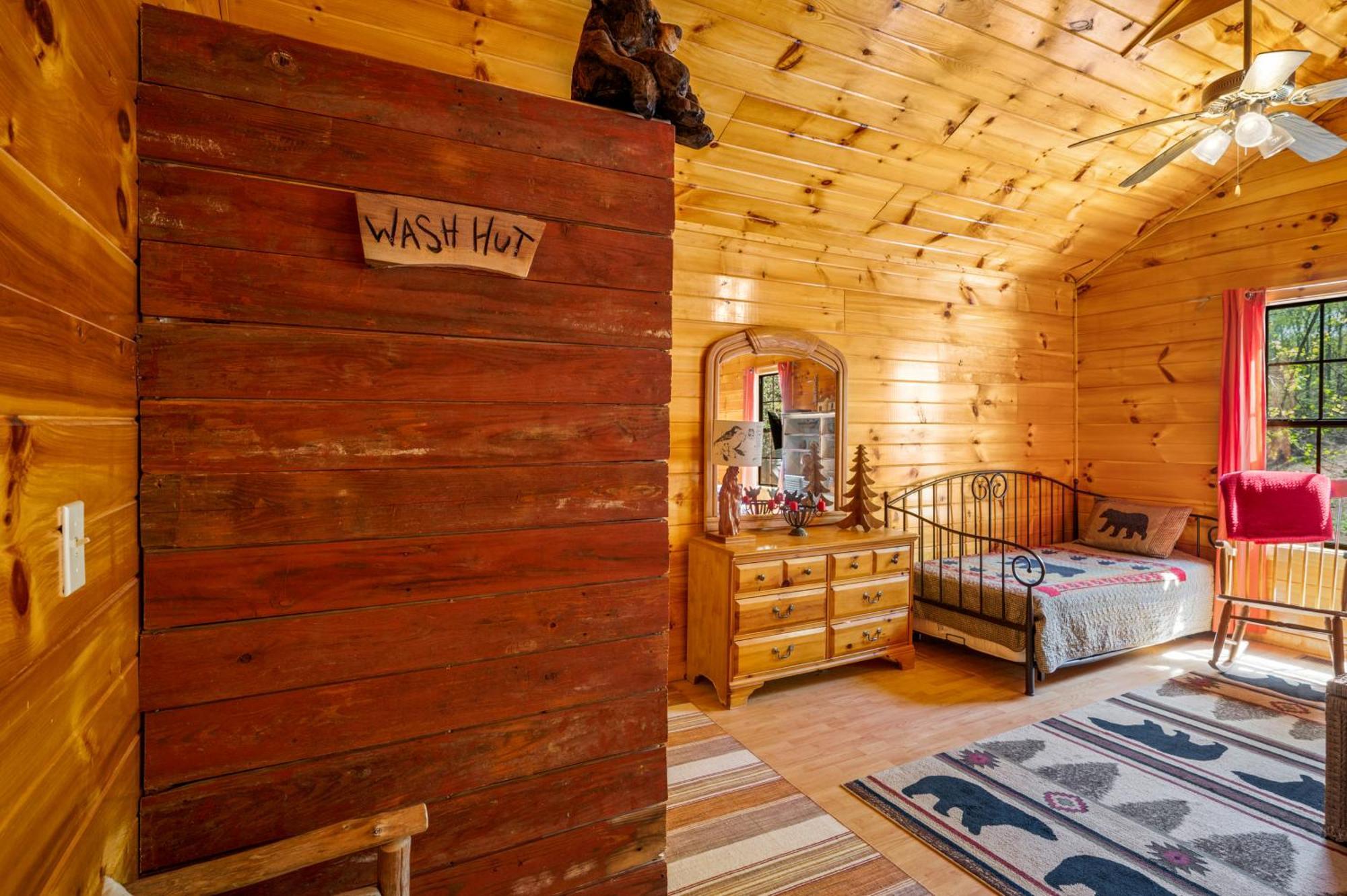 Permanent Vacation-Private Honeymoon Cabin With Hot Tub Sevierville Bagian luar foto