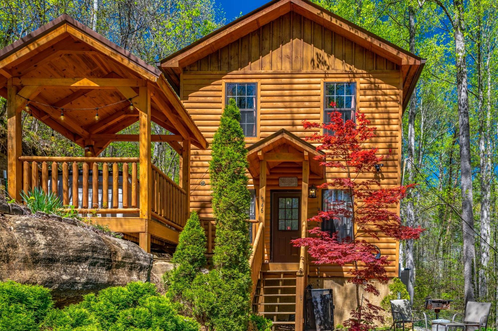 Permanent Vacation-Private Honeymoon Cabin With Hot Tub Sevierville Bagian luar foto